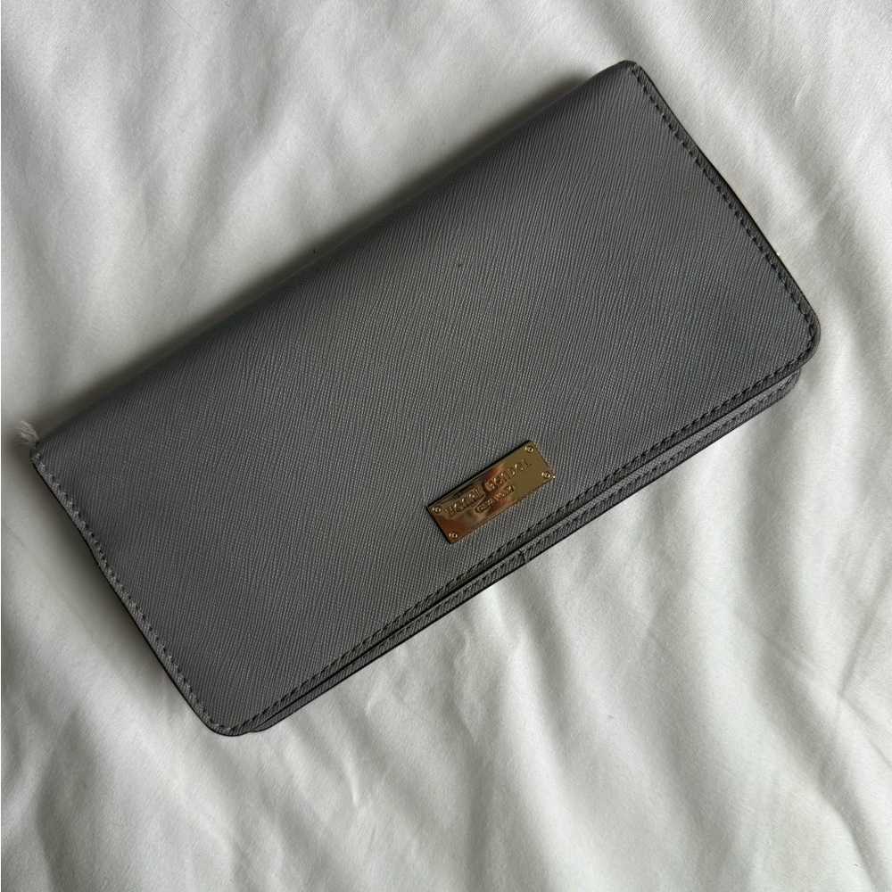 Henri Bendel Grey Large Wallet